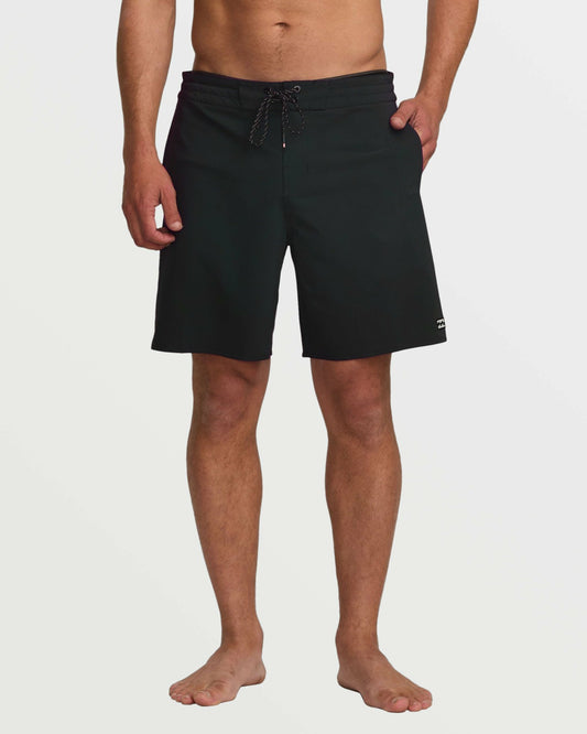 Billabong Wategos Lo Tide 19" Boardshorts - Black